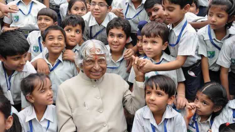 Abdul Kalam with school children