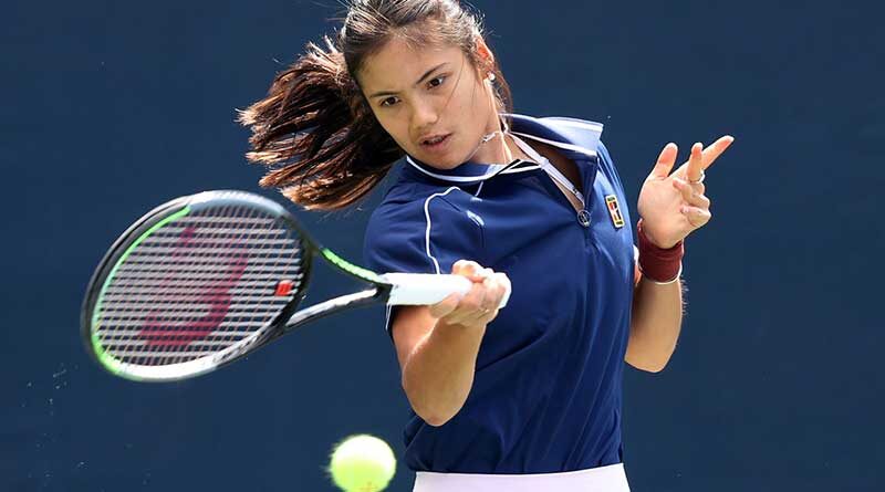 Emma Raducanu playing a forehand shot