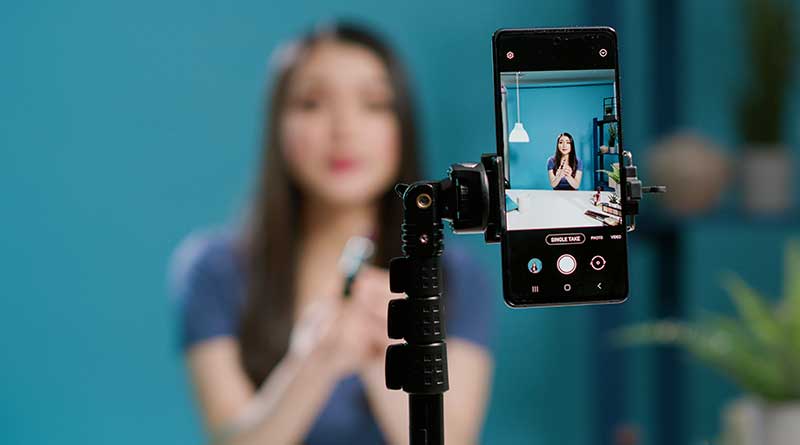 Female vlogger
