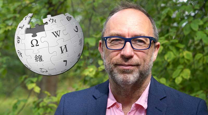 Jimmy Wales and the Wikipedia logo