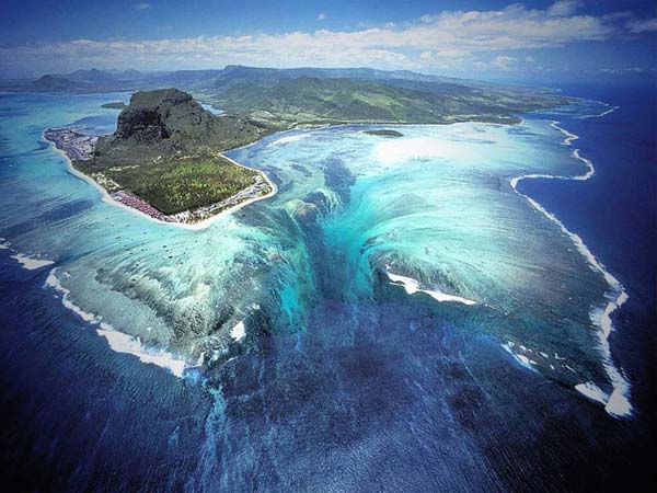 Underwater waterfall in Mauritius